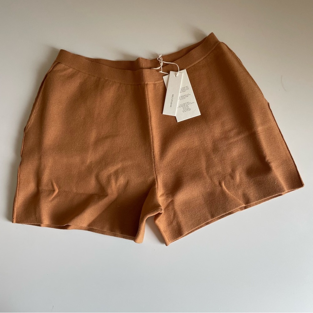 Deiji Studios wrap camel set - Picture 4 of 8